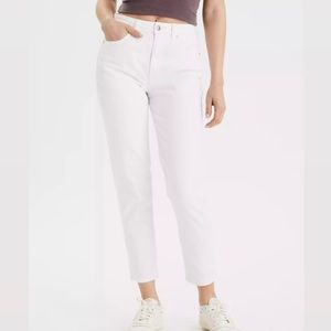 American Eagle High Waisted White Stretchy Mom Jean
